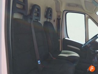 Opel Movano Furgoneta/Caja 2179 cm³ 103 kW / 140 CV