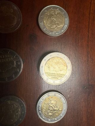Lote 122 Monedas 2€ (de año)