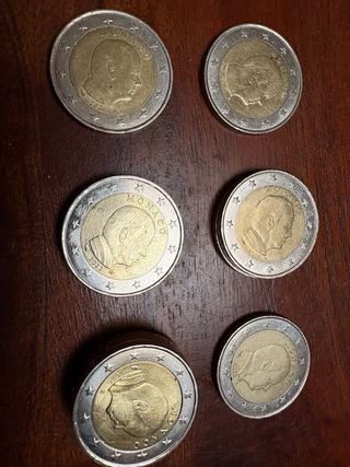 Lote 122 Monedas 2€ (de año)