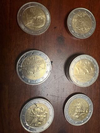 Lote 122 Monedas 2€ (de año)