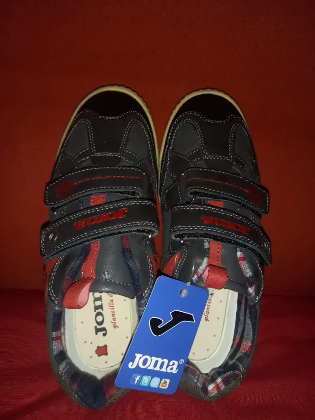 2 PARES  JOMA ZAPATILLAS A ESTRENAR T.35