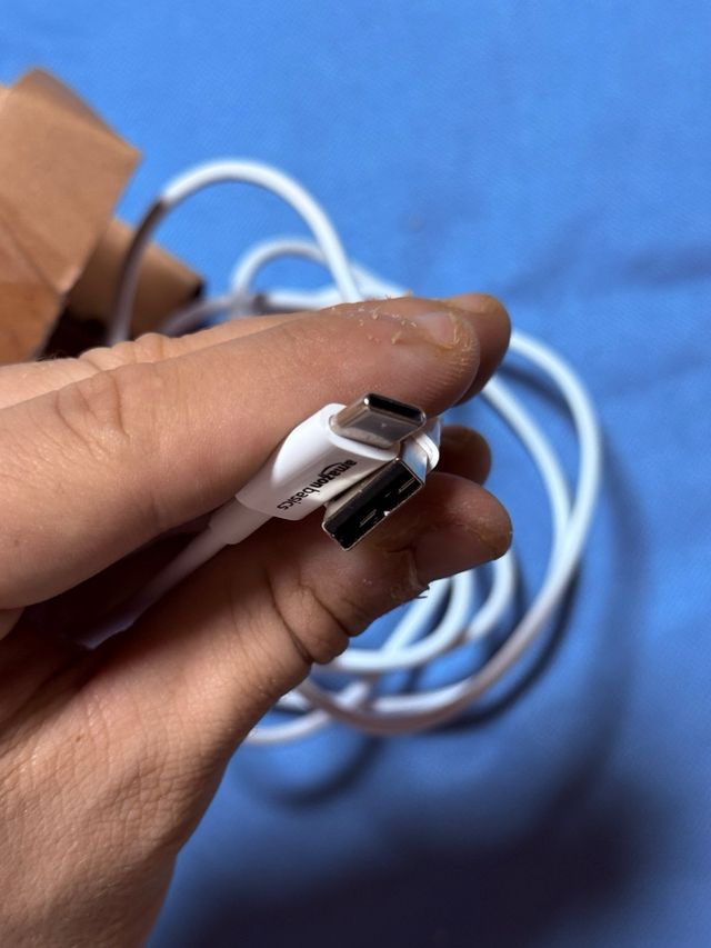 Cable USB-C a USB-A 2.0 Amazon Basics 1.8m Blanco