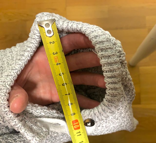 Suéter tejido bebé gris