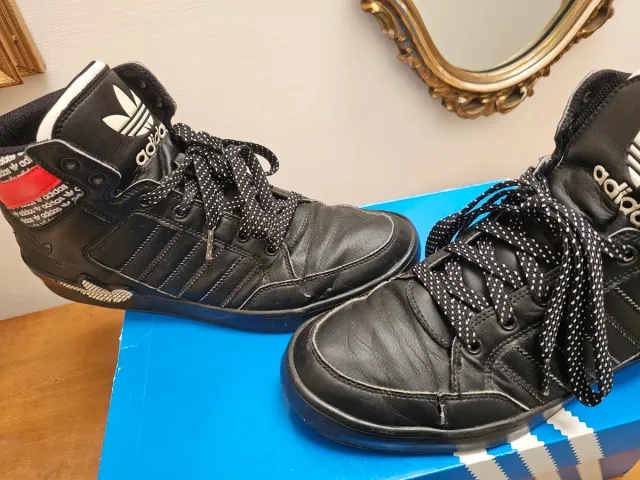 Adidas Hard Court Hi Scarpe Uomo Nero Rosso