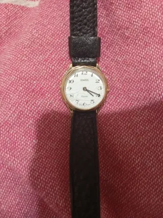 Reloj Duward Mujer Negro/Dorado