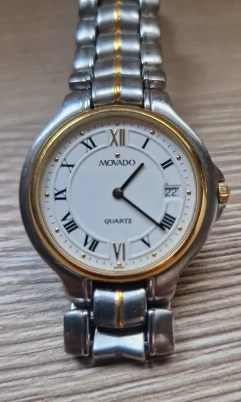 Reloj MOVADO hombre. Acero inoxidable