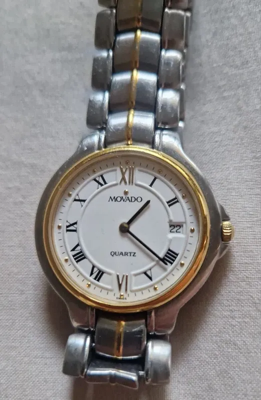 Reloj MOVADO hombre. Acero inoxidable