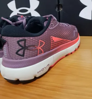 Under Armour UA W Hovr Infinite 5 Rosas