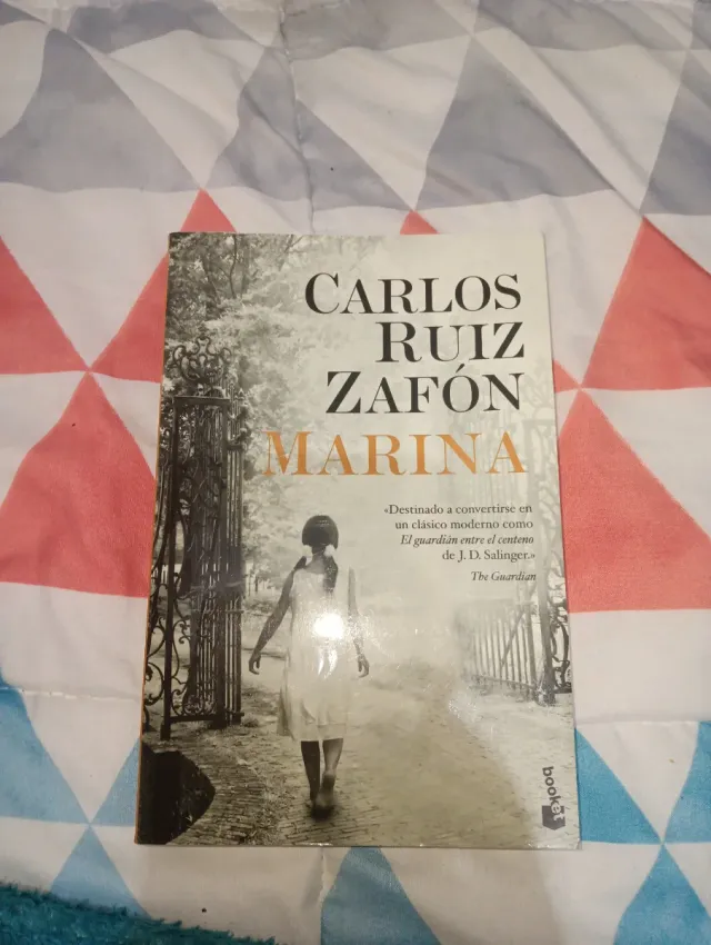 Marina (Spanish Edition)