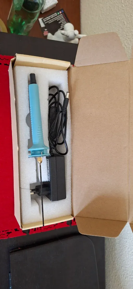 Cortador de fomi azul