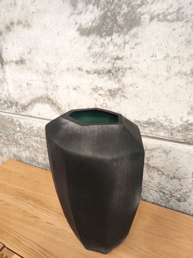 Jarrón Geonix de vidrio verde 45,5 cm