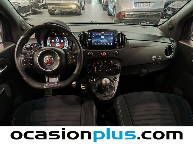 Abarth 500 1.4 16v T-Jet 695 132 kW (180 CV)