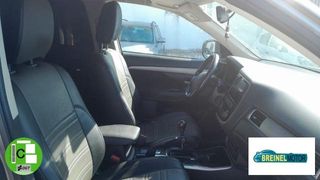 MITSUBISHI Outlander Motion 2WD 220 DI-D 5 plazas