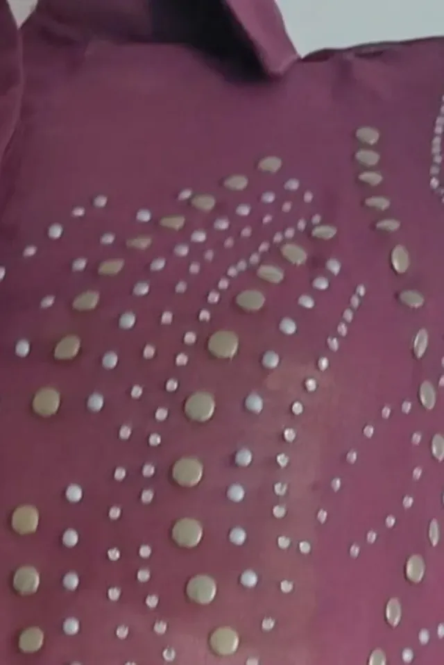 Camicia Amisu con borchie viola