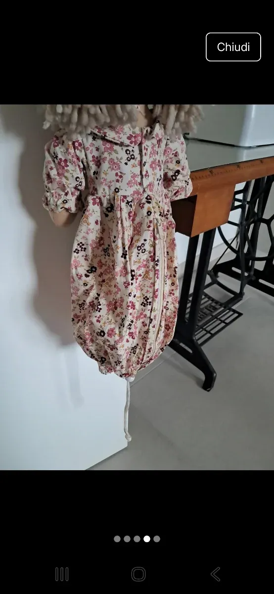 Bambola porta tutto fatta a mano