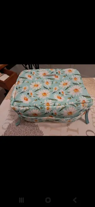 Trousse floreale azzurra Emanuela Biffoli