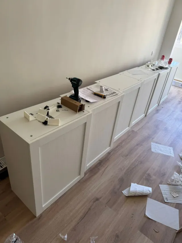 Montaggio di mobili prefabbricati professionali