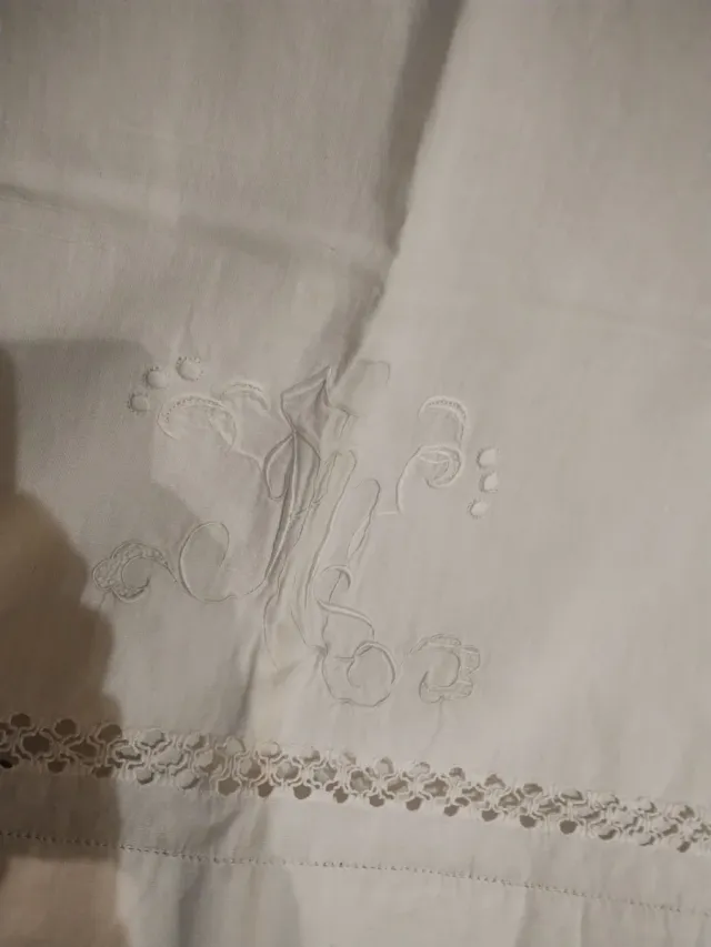 Runner da tavola ricamato 160x65