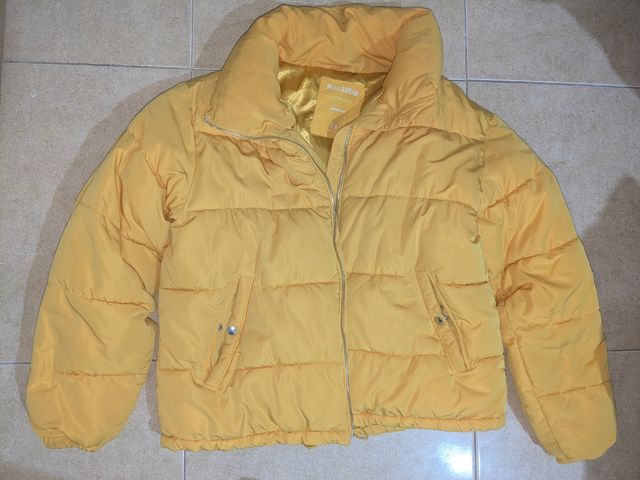 Chaqueta acolchada amarilla Pull&Bear M