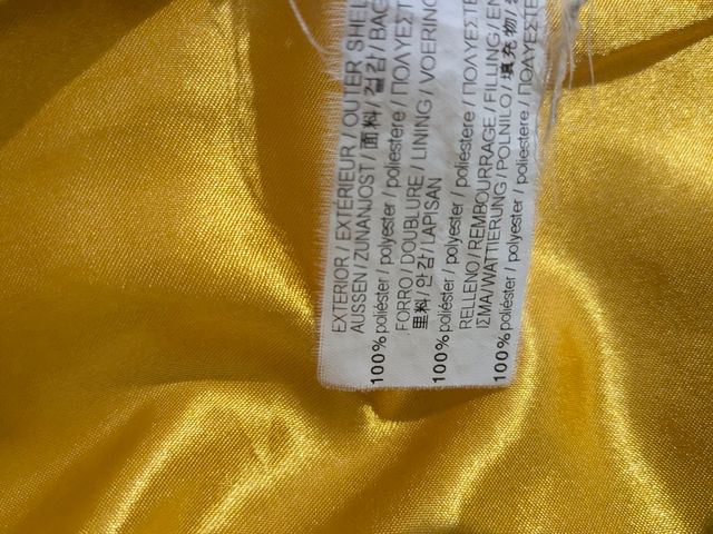 Chaqueta acolchada amarilla Pull&Bear M