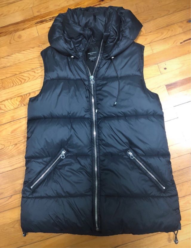 Chaleco acolchado Zara con capucha