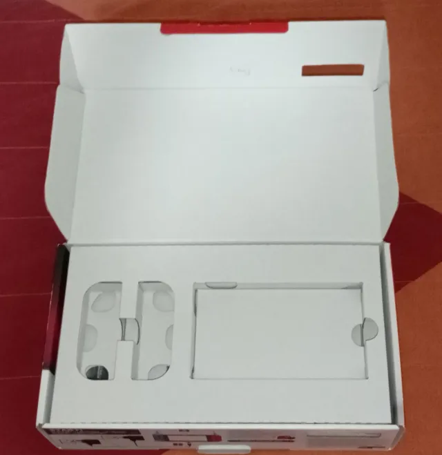 Caja Nintendo Switch