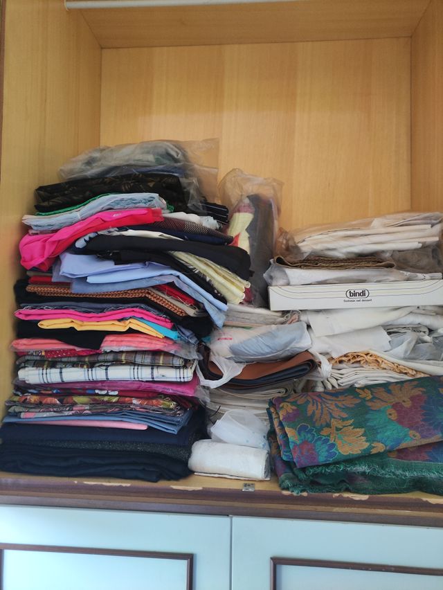 Scampoli stoffe e accessori sartoria