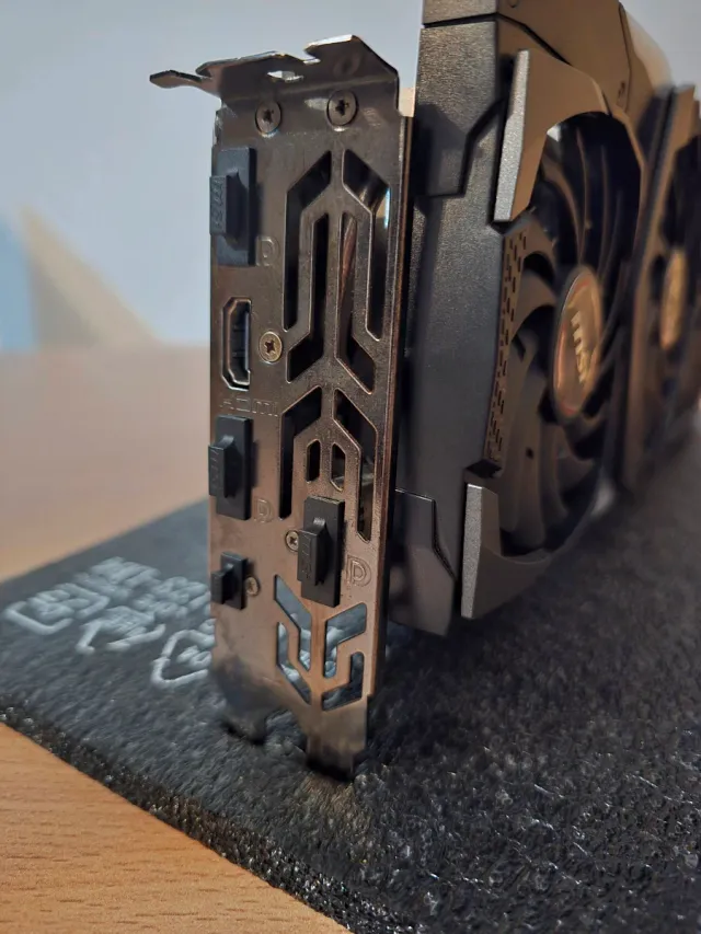 MSI GeForce RTX 2080 Ti GAMING Z TRIO