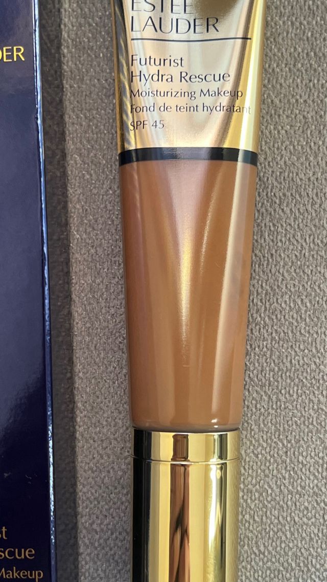 Estee Lauder Futurist Hydra Rescue Sandalwood