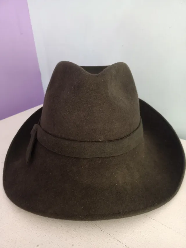 Sombrero verde mujer invierno costa y Soler