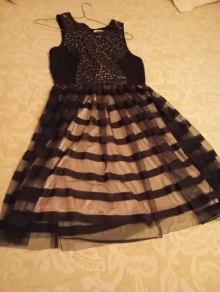 Abito elegante nero con paillettes