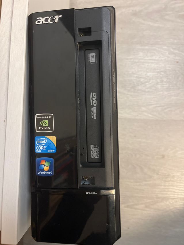 Torre PC Acer Aspire Intel Core Quad