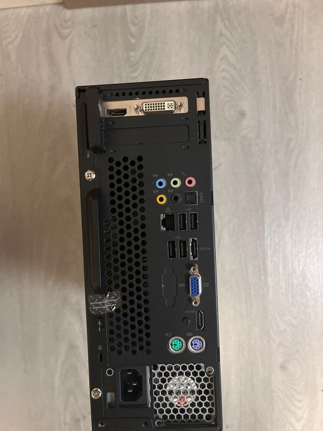 Torre PC Acer Aspire Intel Core Quad