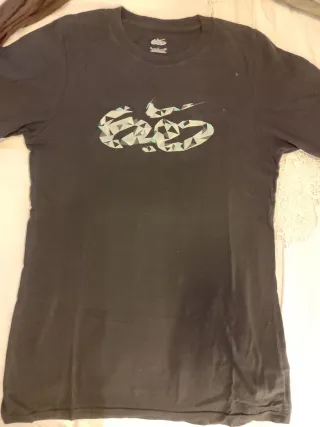 Lote 3 Camisetas  Varias marcas y talla s