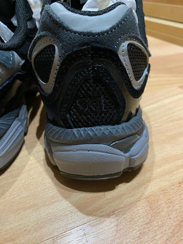 Zapatillas ASICS Gel NYC Negras y Grises 43