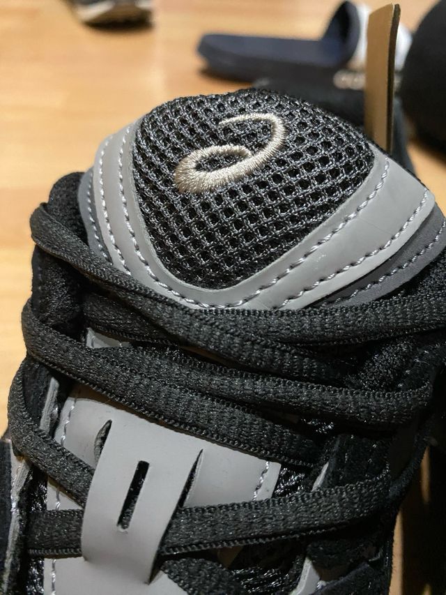 Zapatillas ASICS Gel NYC Negras y Grises 43