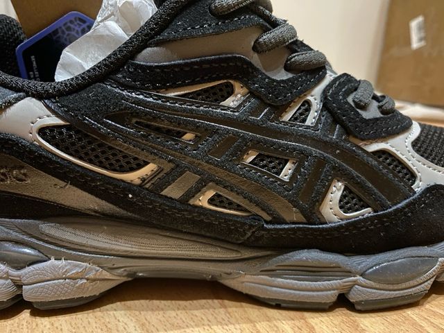 Zapatillas ASICS Gel NYC Negras y Grises 43