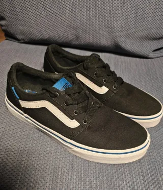 Zapatillas Vans Old Skool Negras y Azules