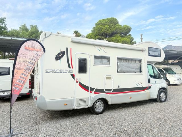 Autocaravana dos salones/7dormir/2009