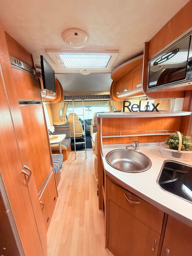 Autocaravana dos salones/7dormir/2009