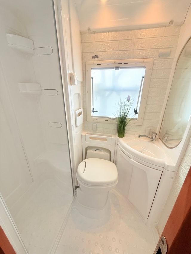 Autocaravana dos salones/7dormir/2009