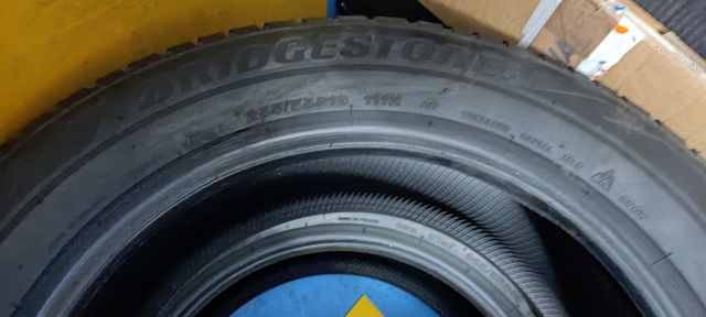 2 Neumáticos INVIERNO 255/55/19 Bridgestone AO