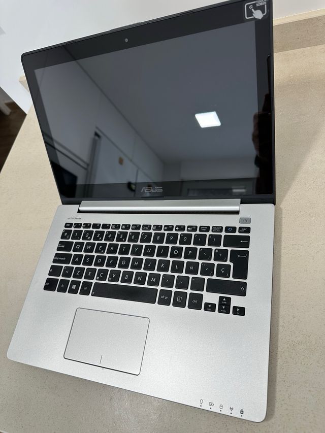 Portatil pantalla táctil