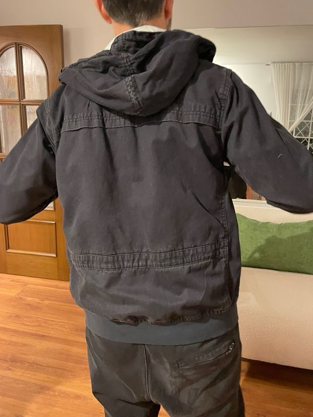 Parka Pull and Bear Negra Hombre