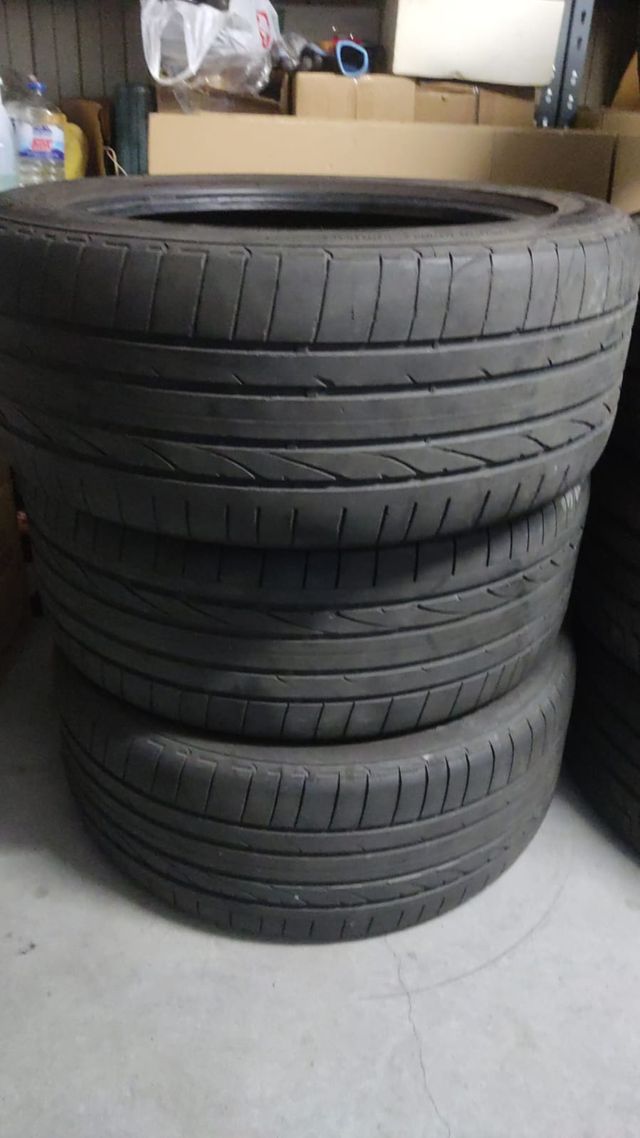 3 Neumáticos Bridgestone 285/45/20 112Y XL AO