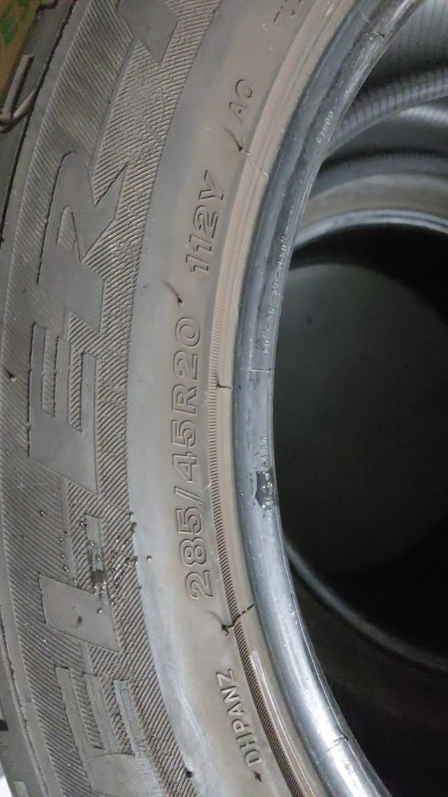 3 Neumáticos Bridgestone 285/45/20 112Y XL AO
