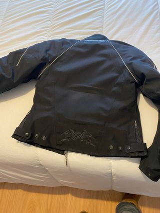 Chaqueta y pantalón moto mujer