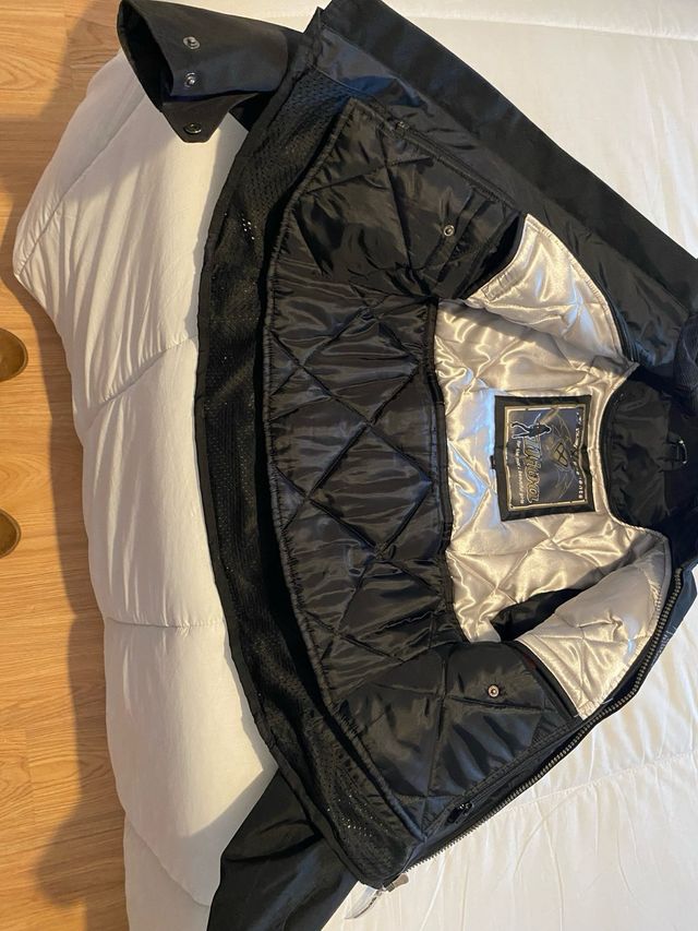 Chaqueta y pantalón moto mujer