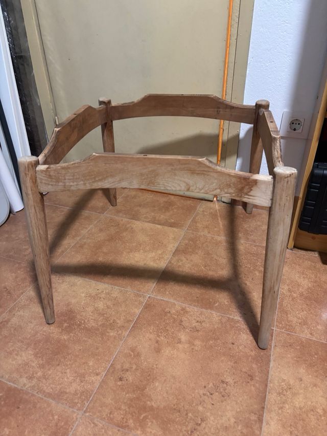Estructura de madera para mesa de centro