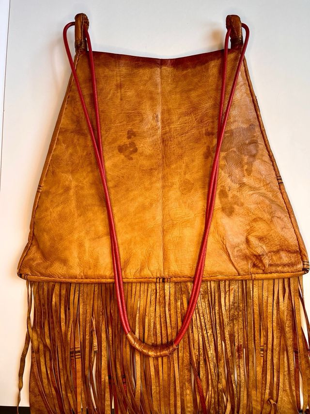 Bolso Dogón artesanal de cuero
